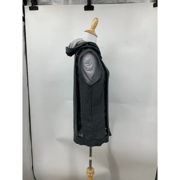 Fabletics Vest Womens M Medium Asymmetric Zip Lace Inserts Gray Hoodie Saige - Picture 5 of 14